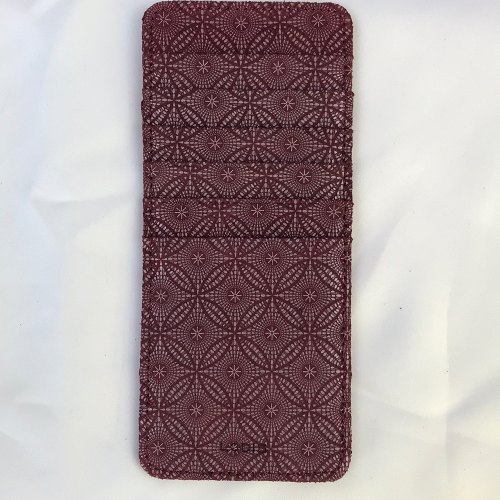 Italian Leather Wallet with RFID Protection - Picture 5 of 8